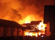 Kebakaran di Gang Bersama Kabo, Menghanguskan Workshop dan Rumah warga Sekitar