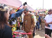 Acara Syukuran Habis Panen Desa Long Nyelong Dihadiri Bupati Kutai Timur