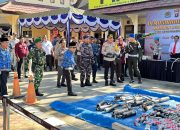 Polres Kutim Musnahkan Knalpot Brong, Miras, dan Narkoba Hasil Operasi Kepolisian