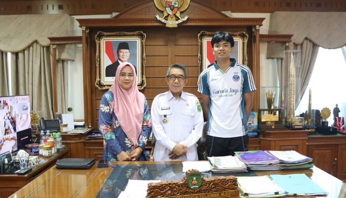 Atlet Voli Muda Kutim Shafa Pandya Sowan ke Bupati, Siap Harumkan Nama Indonesia di Ajang Asia