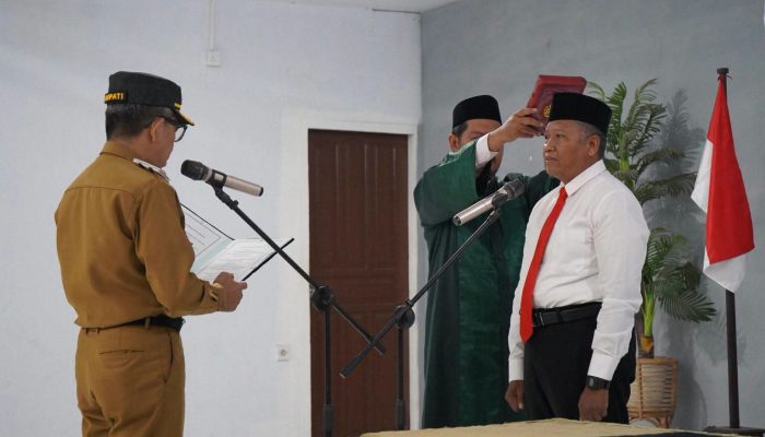 Bupati Ardiansyah Kukuhkan Anggota PAW BPD Desa Sangatta Utara, Tekankan Sinergi Bangun Desa