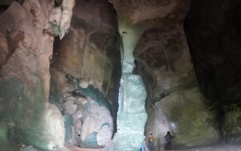 Tim Verifikasi Geopark Nasional (TVGN) Dorong Pembatasan Akses Goa Mengkuris Demi Kelestarian Warisan Prasejarah