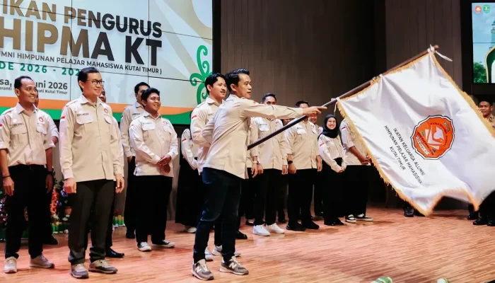 Bupati Kutim Lantik Pengurus IKA HIPMA KT 2026–2030, Dorong Alumni Ambil Peran dalam Pembangunan Daerah
