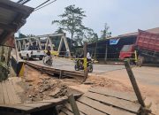 Jembatan Lembak Sering Dilintasi Kendaraan Besar, Pemkab Kutim Diminta Segera Realisasikan Jalur Alternatif